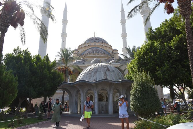 Full-Day to Explore Side by Cabrio Bus With Green Lake Boat Tour - Reviews and Ratings