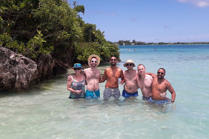 Full Day Tour 5 Island to Ile Aux Cerfs Incl. Lunch and Transfer - Customer Reviews