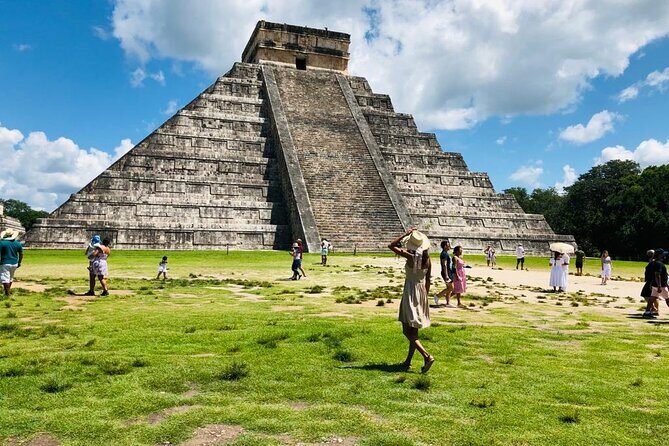 Full Day Tour Chichén Itzá Cenote Saamal Valladolid with buffet - A Close Look at the Itinerary