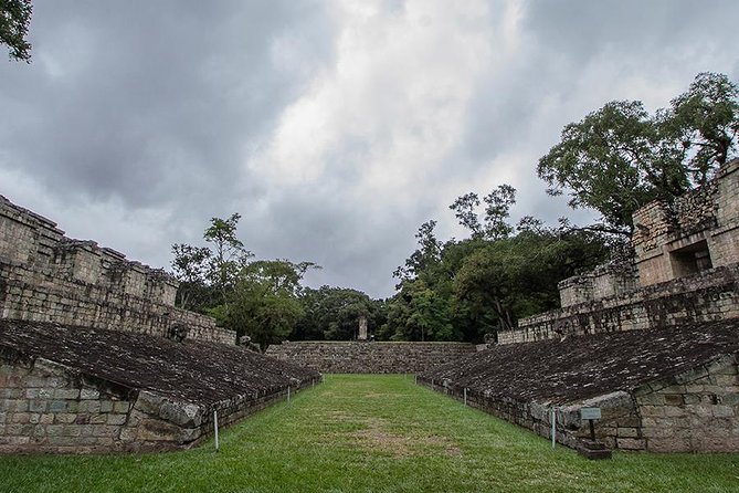 Full Day Tour : Copan Ruins an Amazing Mayan Site From San Salvador City - Transportation and Logistics