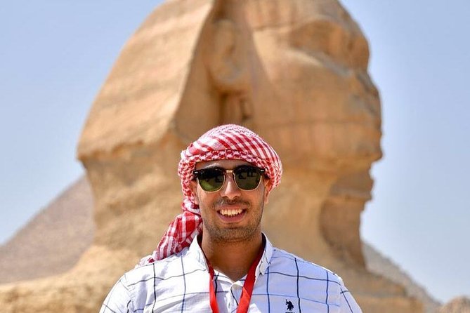 Full Day Tour Giza Pyramids, Sphinx, Egyptian Museum and Khan El Khalili Bazaar - Accessibility and Participation