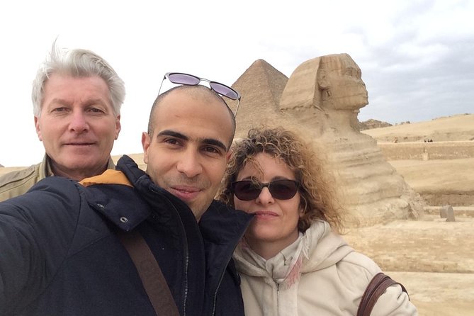 Full Day Tour Giza Pyramids, Sphinx, Egyptian Museum and Khan El Khalili Bazaar - Tour Reviews