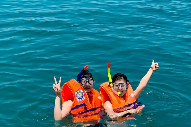 Full-Day Tour in Cham Island and Hoi An Ancient Town - Discovering Hoi An Ancient Town