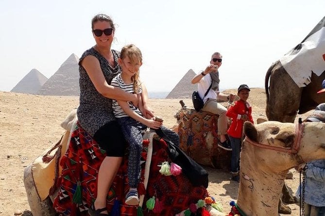 Full Day Tour in Giza Sakkara and Memphis From Cairo - Exploring Giza Plateau