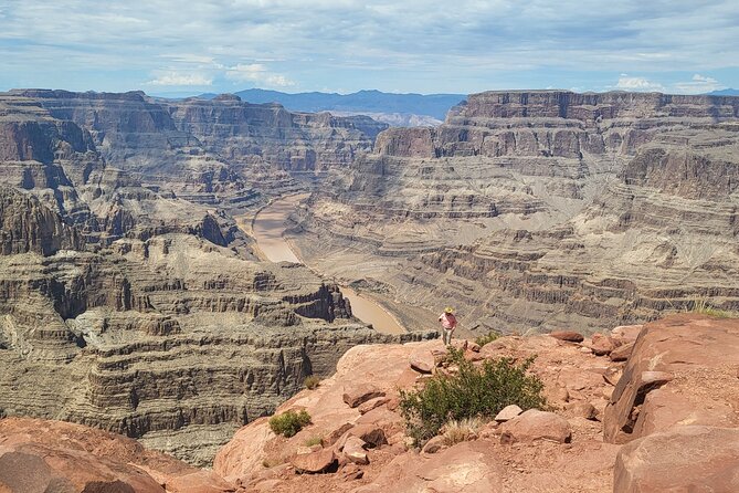 Full Day Tour in Grand Canyon, Hoover Dam and More in Nevada - Meeting and Pickup