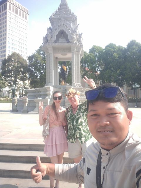 Full Day Tour in Phnom Penh by Tuk Tuk - Highlights: S21 Prison