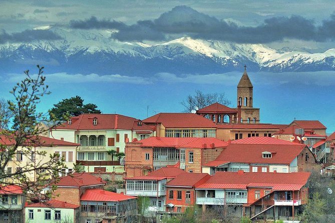 Full Day Tour in Sighnaghi Bodbe Tsinandali From Tbilisi - Key Points