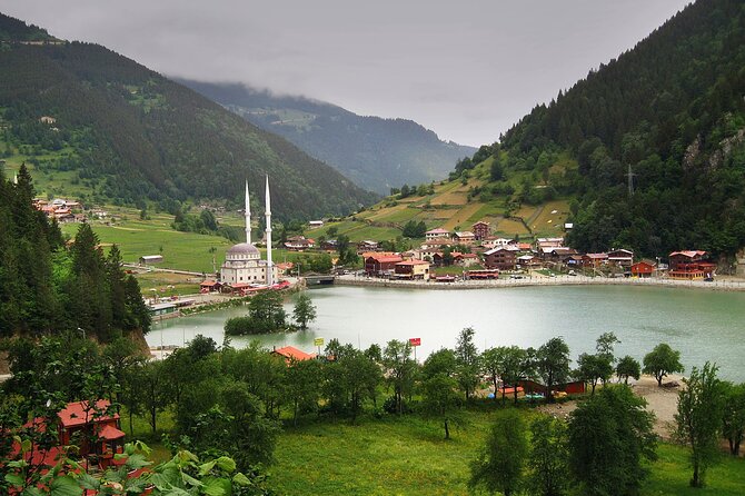 Full Day Tour in Uzungol Lake With Turkish Tea Tasting - Uzungol Lake Experience