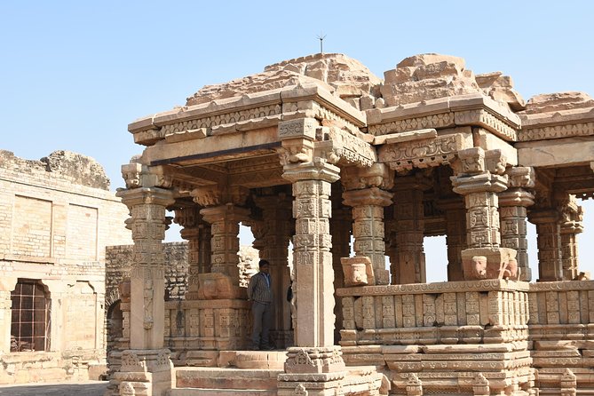 Full Day Tour of Ancient Temples of Garhi Padavali, Mitavali & Bateshwar - Meeting and Pickup