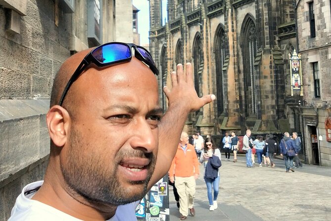 Full Day Tour of Edinburgh Including Lunch With A Local Expert - Meeting and Pickup