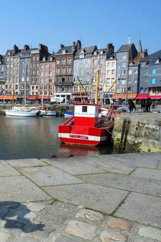 Full Day Tour of Etretat and Honfleur - Visiting Etretat