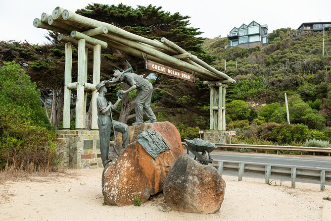 Full Day Tour of Great Ocean Road and 12 Apostles From Melbourne - Wildlife Encounters