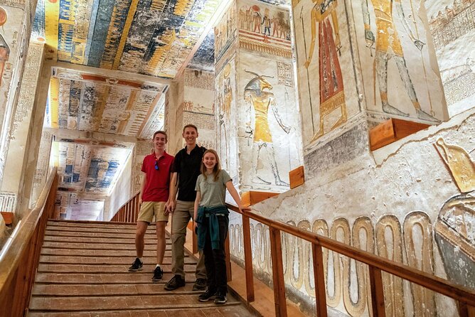 Full Day Tour of Luxor West Bank Temples and Tombs (Private) - Touring the Hatshepsut Temple