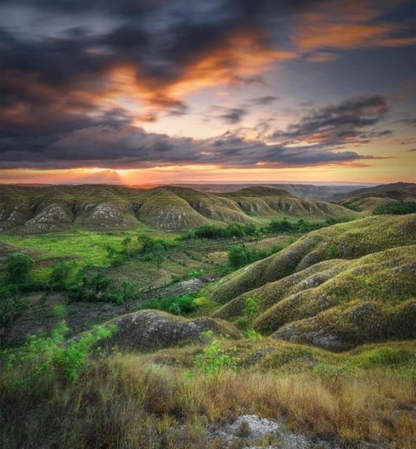 Full Day Tour of Waterfalls, Hills and Beaches in Sumba - Preparation and Guidelines