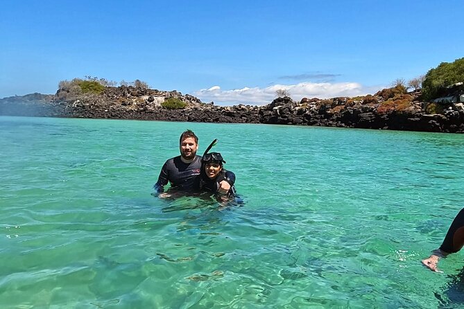 Full Day Tour Pinzon Island + La Fe/Las Palmas - Snorkeling & Fishing - Safety and Comfort