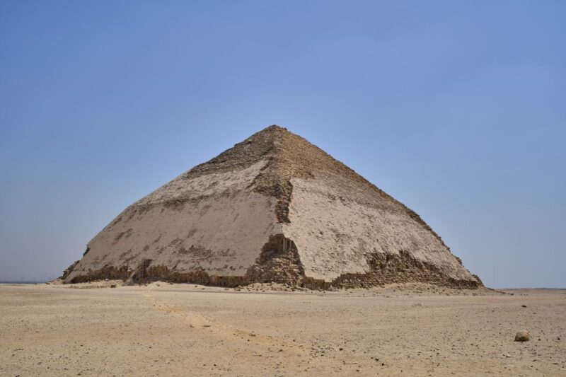 Full Day Tour Pyramids, Sphinx, Memphis and Saqqara - Guidance and Experience
