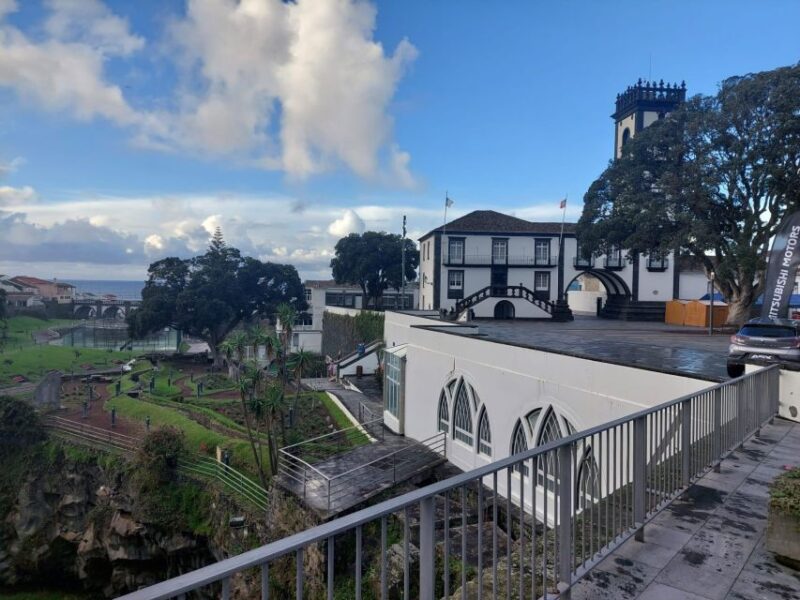 Full Day Tour Sete Cidades and Lagoa Do Fogo €75 - Accessibility and Pickup Location