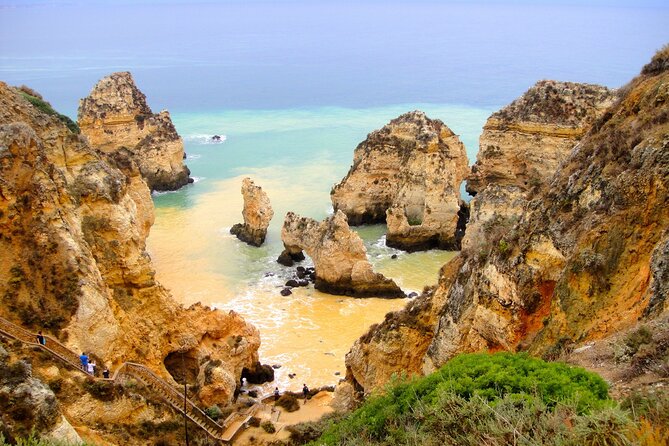 Full-Day Tour The Best of the West in Algarve - Private Tour - Silves Castle and Roman Bridge