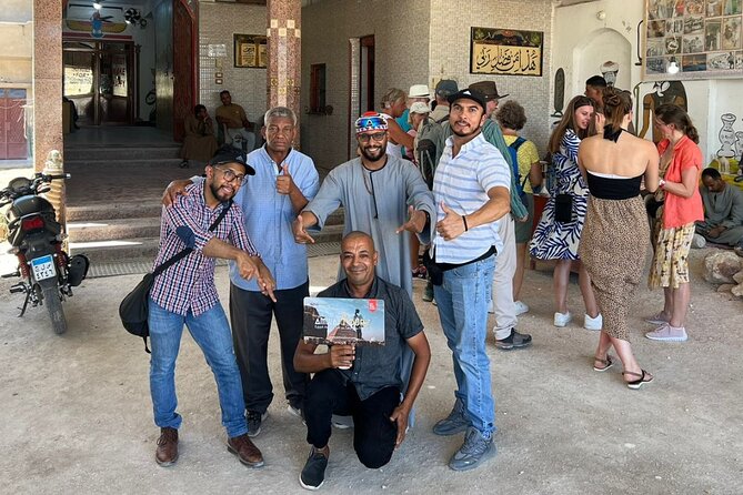 Full Day Tour to East and West Banks Excursions in Luxor - Pickup and Accessibility