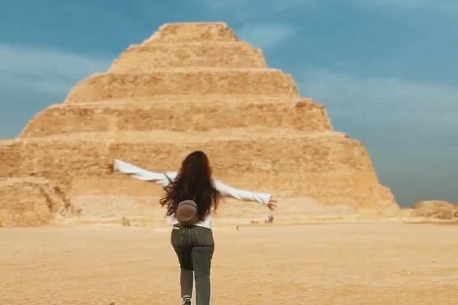 Full Day Tour to Explore Giza Pyramids , Sakkara , Sphinx and Memphis - Encountering the Sphinx