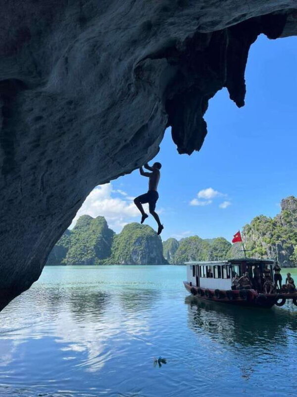 Full Day Tour to Lan Ha Bay With Kayaking, Cliff Jumping - Tour Overview and Pricing