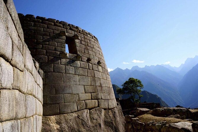 Full-Day: Tour to Machu Picchu by Vistadome Train - Exploring the Ruins Independently
