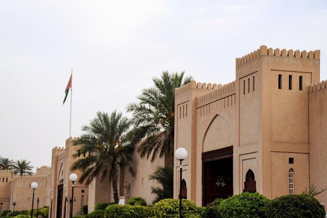 Full Day Tour to Nizwa Souq, Castle & Fort, Barakat Al Mouz - Accessibility and Participation