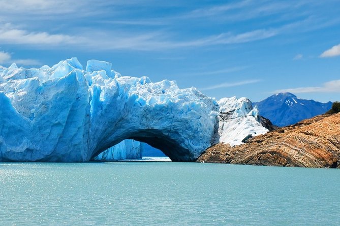 Full Day Tour to Perito Moreno Glacier With Navigation - Expert Guidance
