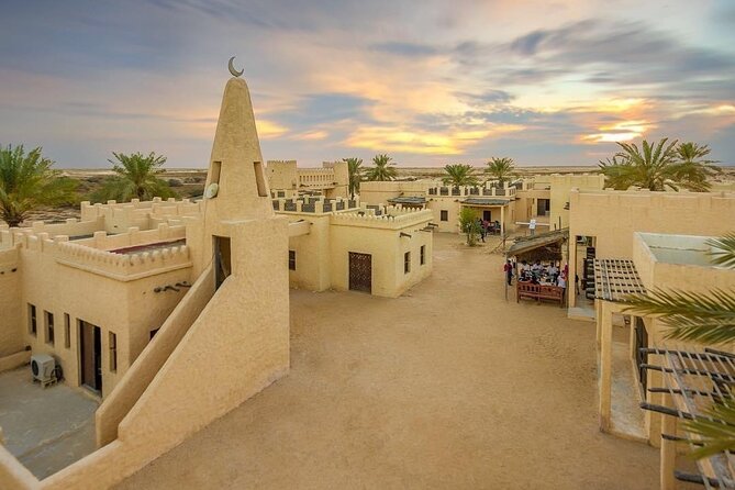 Full Day Tour to Qatar North And West With Pickup From Doha - Sandstone Formations