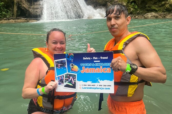 Full-Day Tour to the Blue Hole and Dunns River Falls - Visiting Dunns River Falls