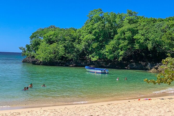Full Day Tour to the Blue Lagoon and 7 Different Destinations - Accessibility and Recommendations