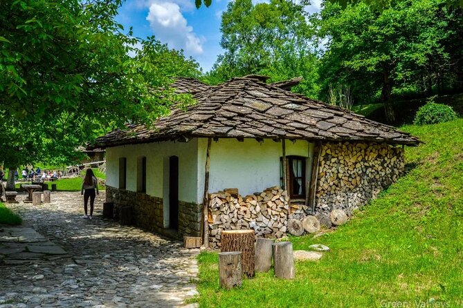 Full-Day Tour to Veliko Tarnovo Reserve of Bozhentsi and Etar From Sofia - Exploring Veliko Tarnovo
