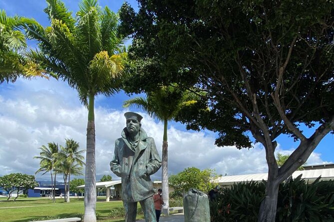 Full Day Tour Ultimate Pearl Harbor Deluxe Experience From Kona - Tour Amenities