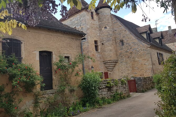 Full Day Tour With a English Speaking Driver Guide Rocamadour and the Most Beautiful Villages in Fra - Pricing and Fees