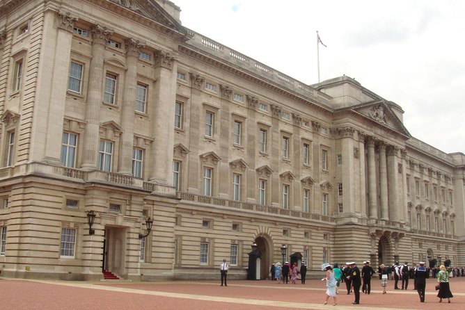 Full Day Traditional Private London Tour With Car/Suv/Van/Bus - Tour Itinerary