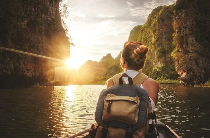 Full Day Trang An, Bai Dinh, Mua Cave, Bus, Lunch & Guide - Buffet Vietnamese Lunch