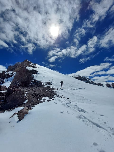 Full-Day Trek to Cerro El Pintor From Santiago - Included and Excluded