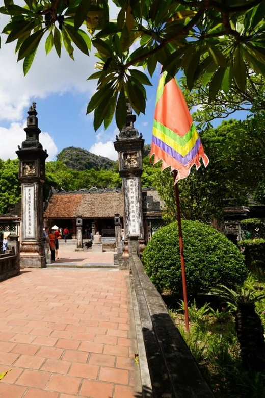 Full Day Trip Hoa Lu - Tam Coc -Biking With Bufet From Hanoi - Activities and Experiences