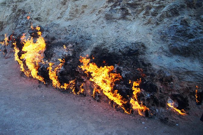 Full Day Trip in Baku (Gobustan & Absheron) - Customizable Private Tour Experience