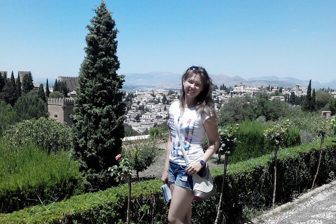 Full-Day Trip to Granada From Malaga With Private Guide - Booking and Cancellation
