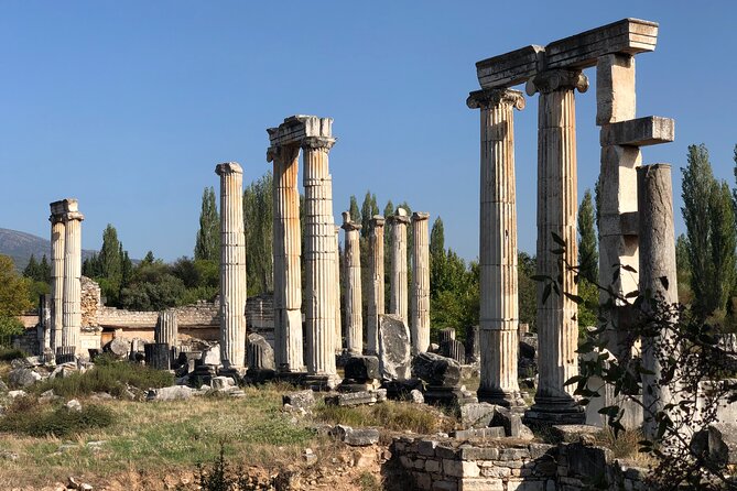 Full Day Trip to Pamukkale From Side With Dinner - Included in the Tour
