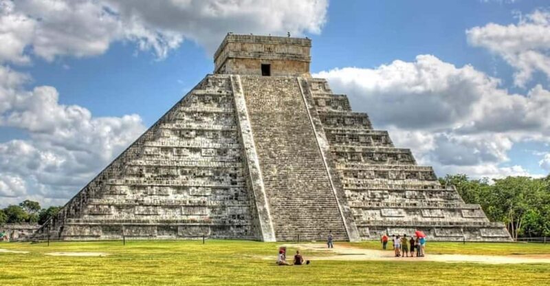 Full Day VIP Experience to Chichen Itza Modern World Wonder - Key Points