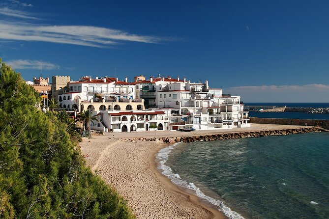 Full Day Visiting Tarragona and Sitges From Barcelona - Visit Ancient Aqueduct