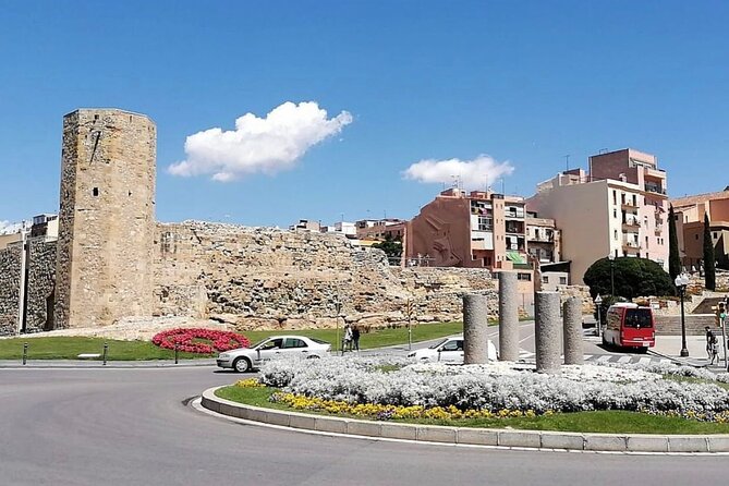 Full Day Visiting Tarragona and Sitges From Barcelona - Enjoy Vibrant Sitges