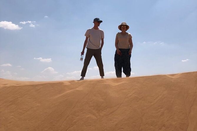 Full-Day Wahiba Desert and Wadi Bani Khalid Group Tour - Local Cuisine Lunch