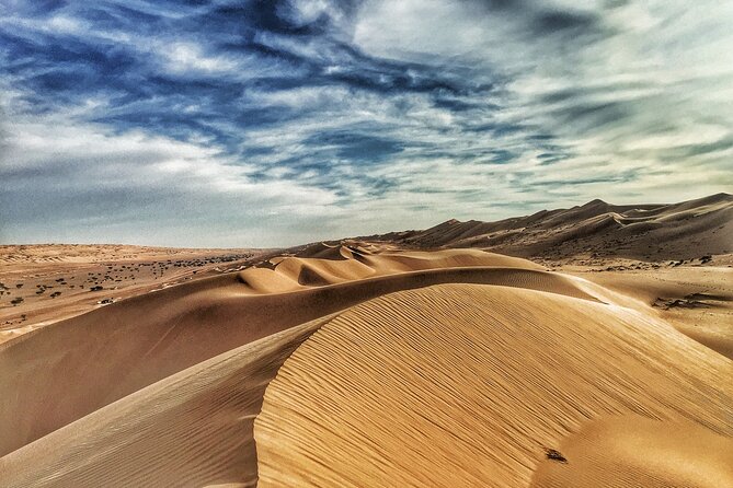Full-Day Wahiba Desert and Wadi Bani Khalid Group Tour - Driving Demonstration in Desert