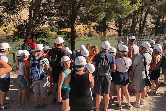 Full Day Walking Tour to Caminito Del Rey - Duration and Recommended Attire