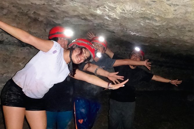 Full-Day | Waterfalls and Caverns Tour - Meeting and Pickup