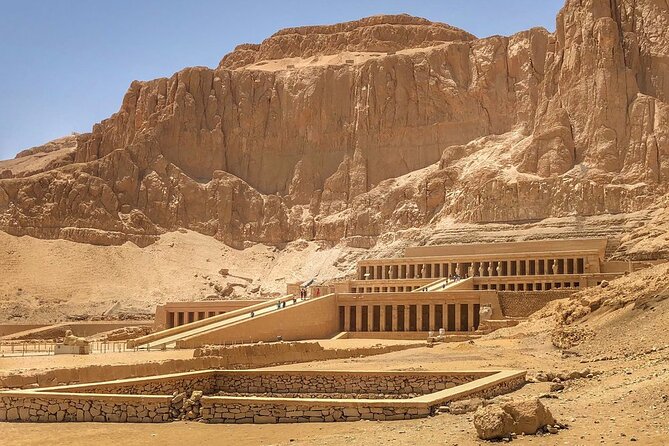 Full Day West and East Bank - Colossi of Memnon