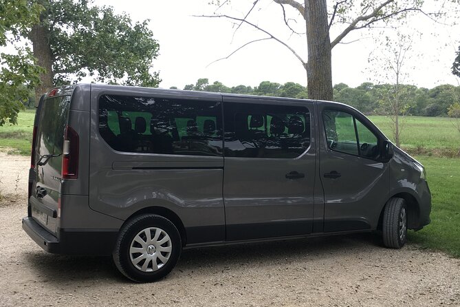 Full Day Wine Tour Around Luberon From Aix En Provence - Guide and Expertise